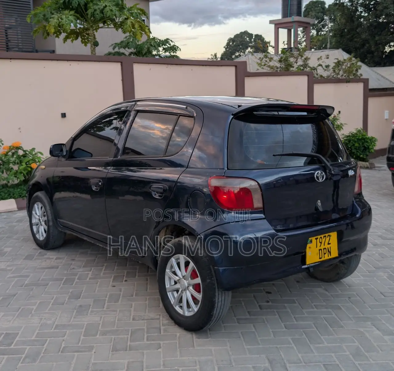 Toyota Vitz 2003 Black
