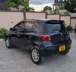 Toyota Vitz 2003 Black