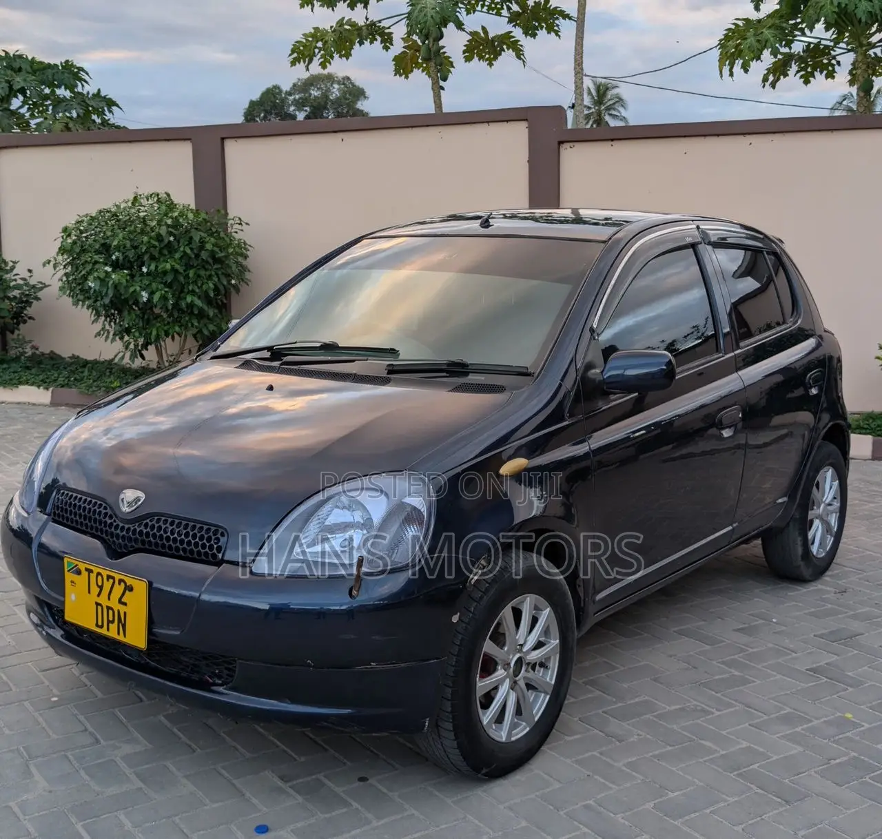Toyota Vitz 2003 Black