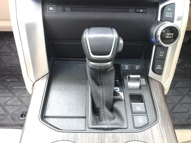 Toyota Land Cruiser LC300 2023 Black