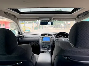 Toyota Crown 2007 Pearl