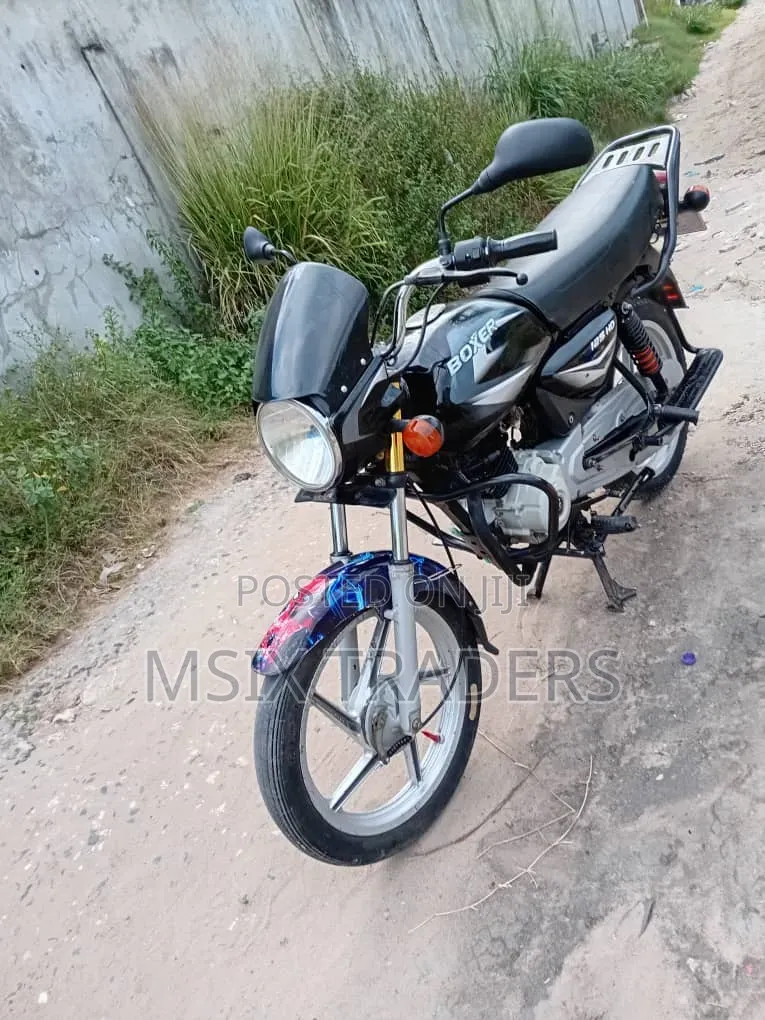 Bajaj Boxer 125 2023 Black