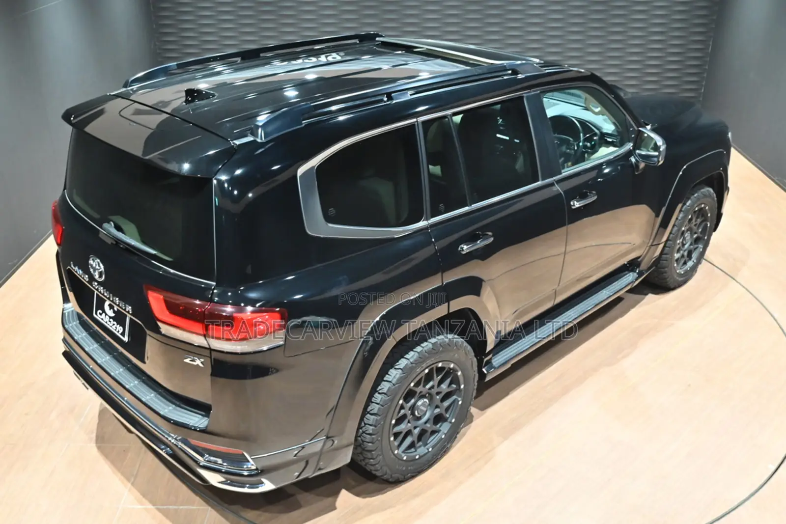 Toyota Land Cruiser LC300 2024 Black