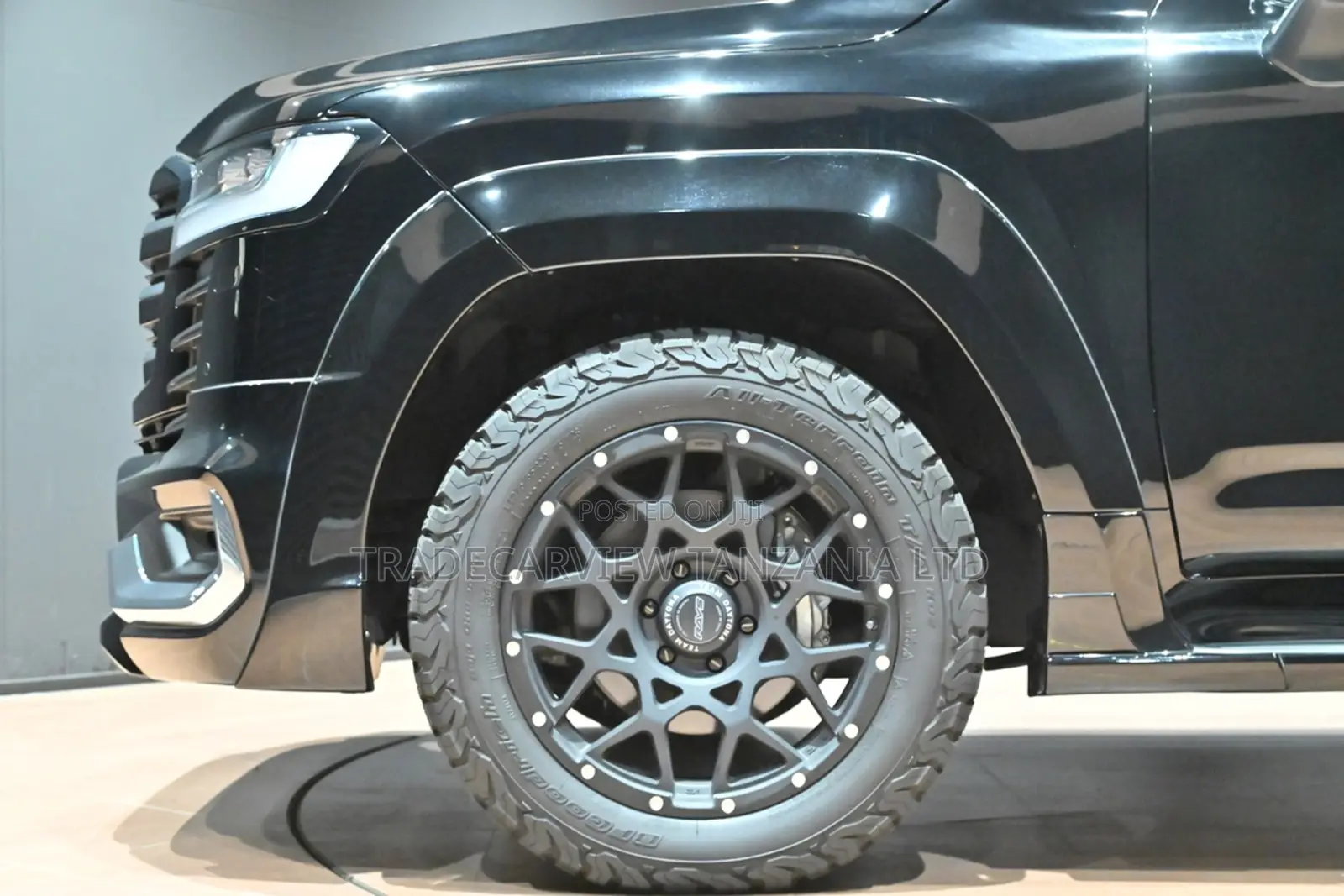 Toyota Land Cruiser LC300 2024 Black