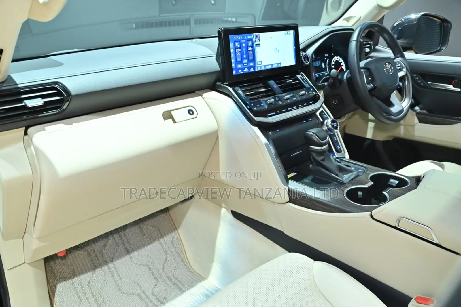 Toyota Land Cruiser LC300 2024 Black