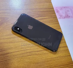 Apple iPhone X 64 GB Black