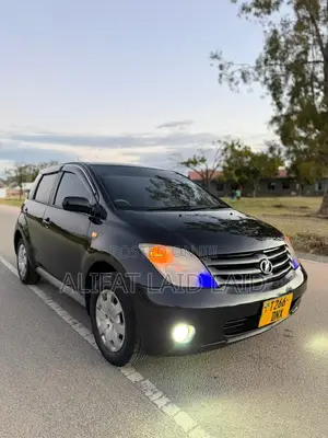 Toyota IST 2004 Black