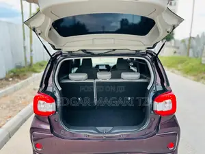 Toyota Passo 2018 Maroon