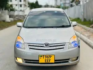 Toyota Corolla Spacio 2004 Silver