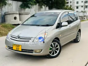 Toyota Corolla Spacio 2004 Silver