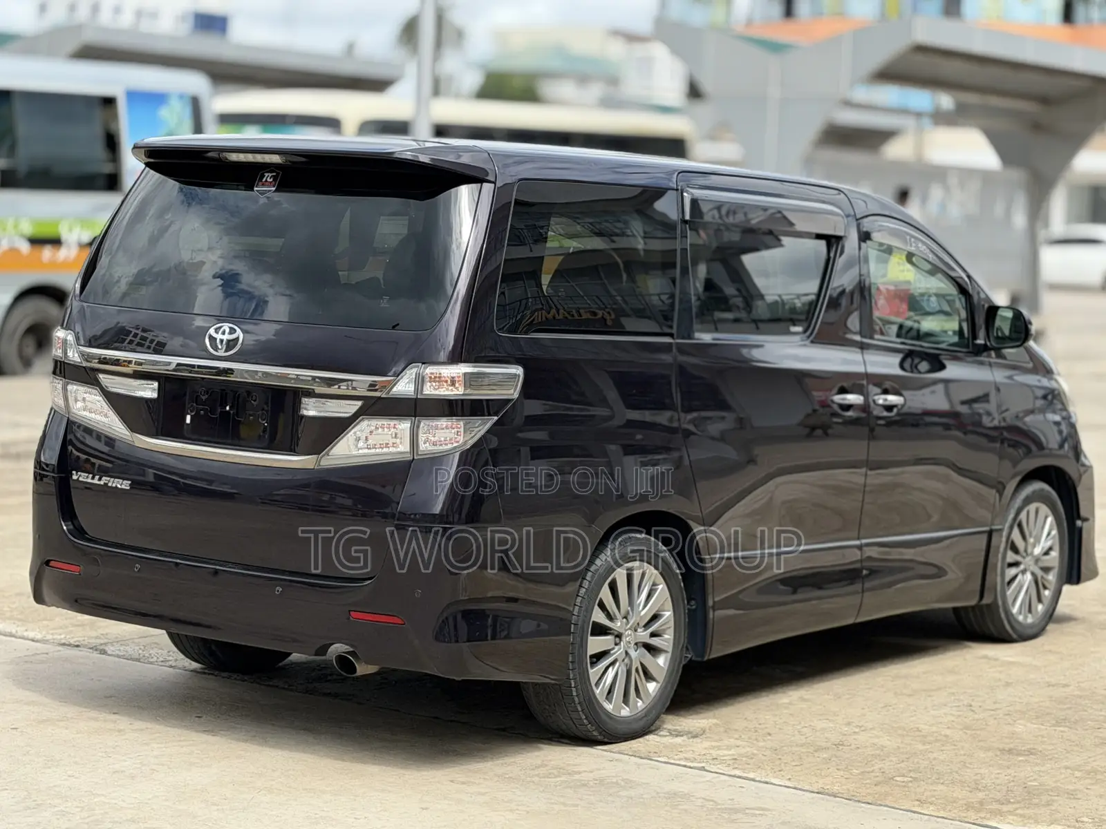 Toyota Alphard 2.4 Petrol FWD 2013 Maroon