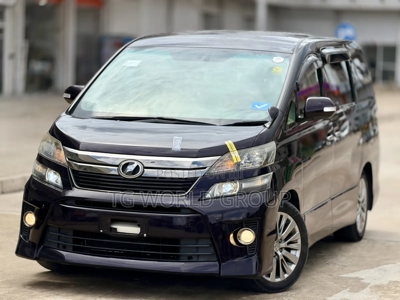 Toyota Alphard 2.4 Petrol FWD 2013 Maroon