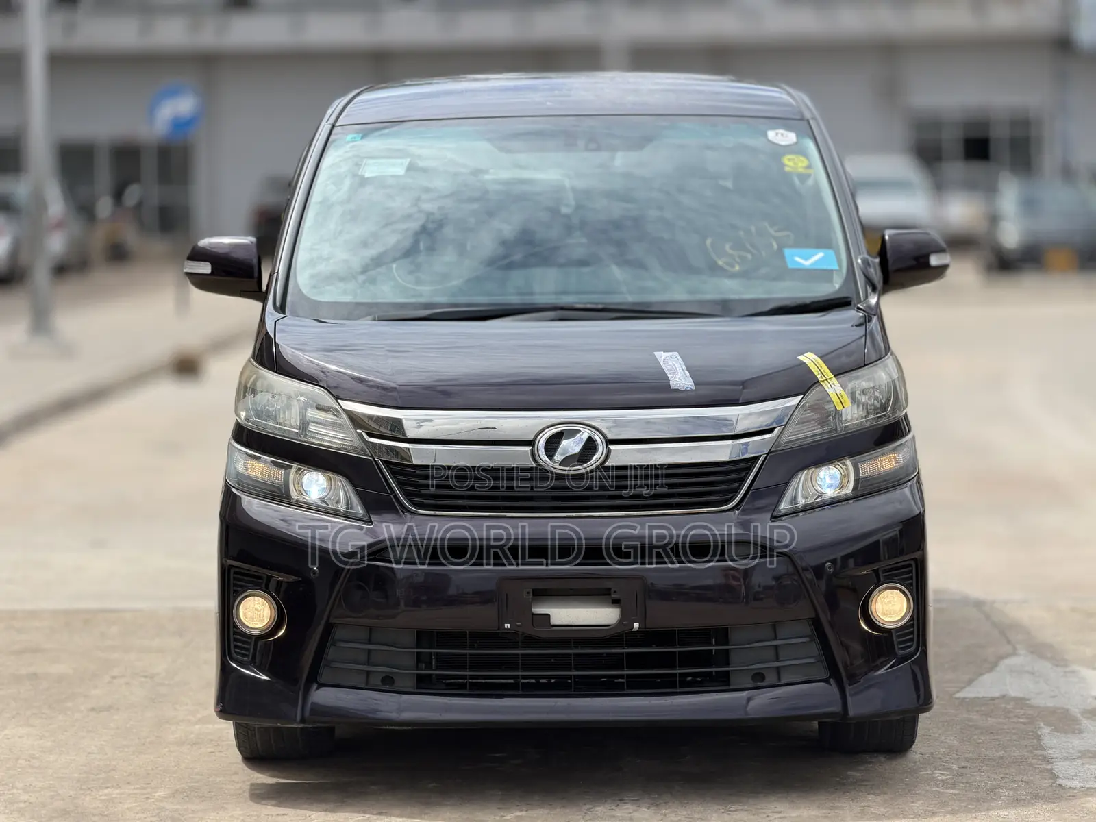 Toyota Alphard 2.4 Petrol FWD 2013 Maroon