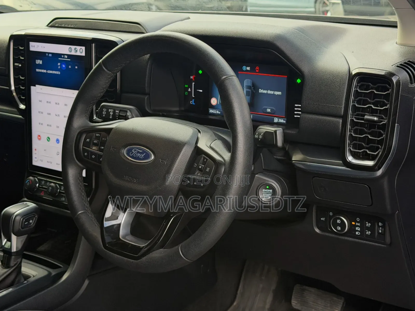Ford Everest 2024 Gray