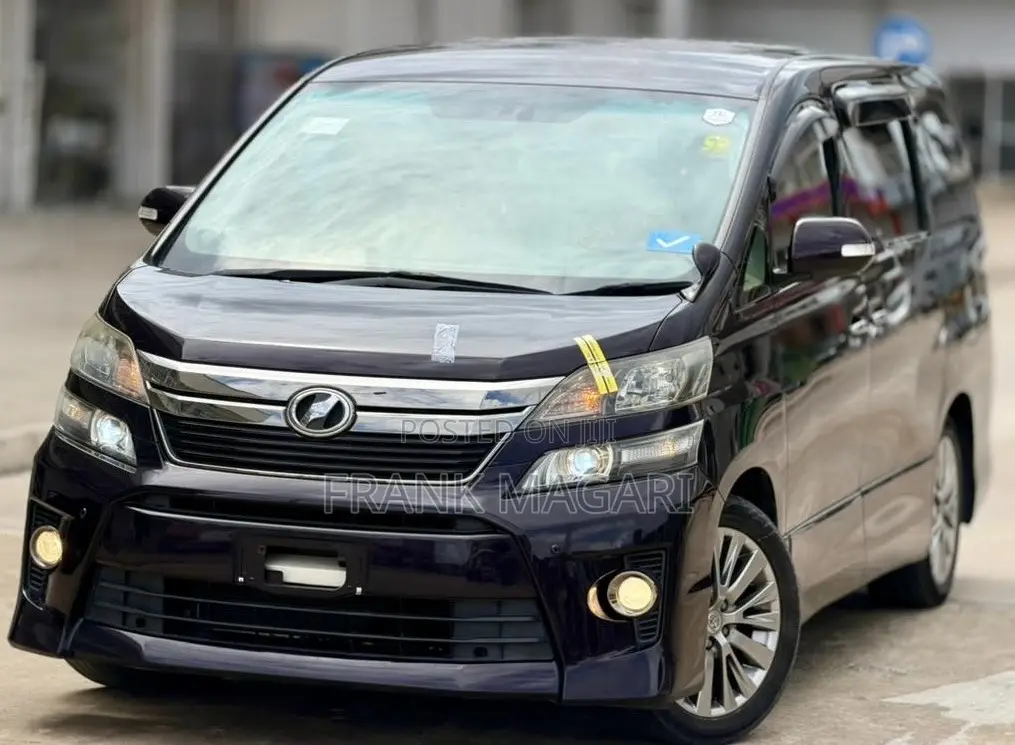 Toyota Alphard 2013 Black