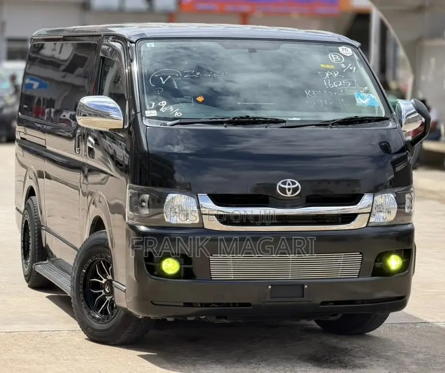 Toyota HiAce 2009 Black