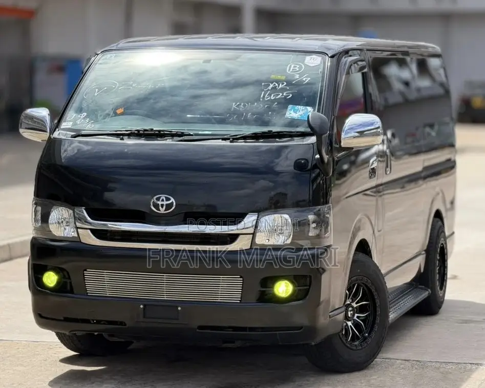 Toyota HiAce 2009 Black