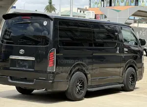 Toyota HiAce 2009 Black