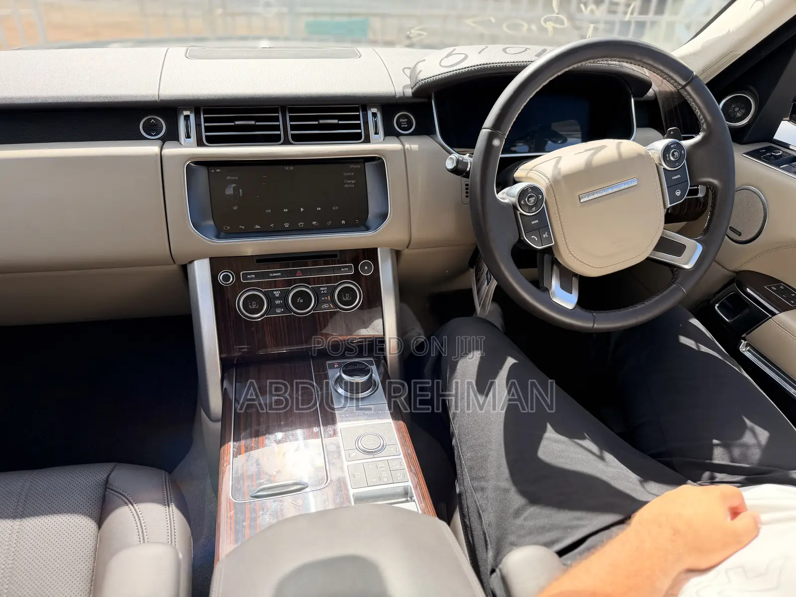 Land Rover Range Rover Vogue 2016 Black