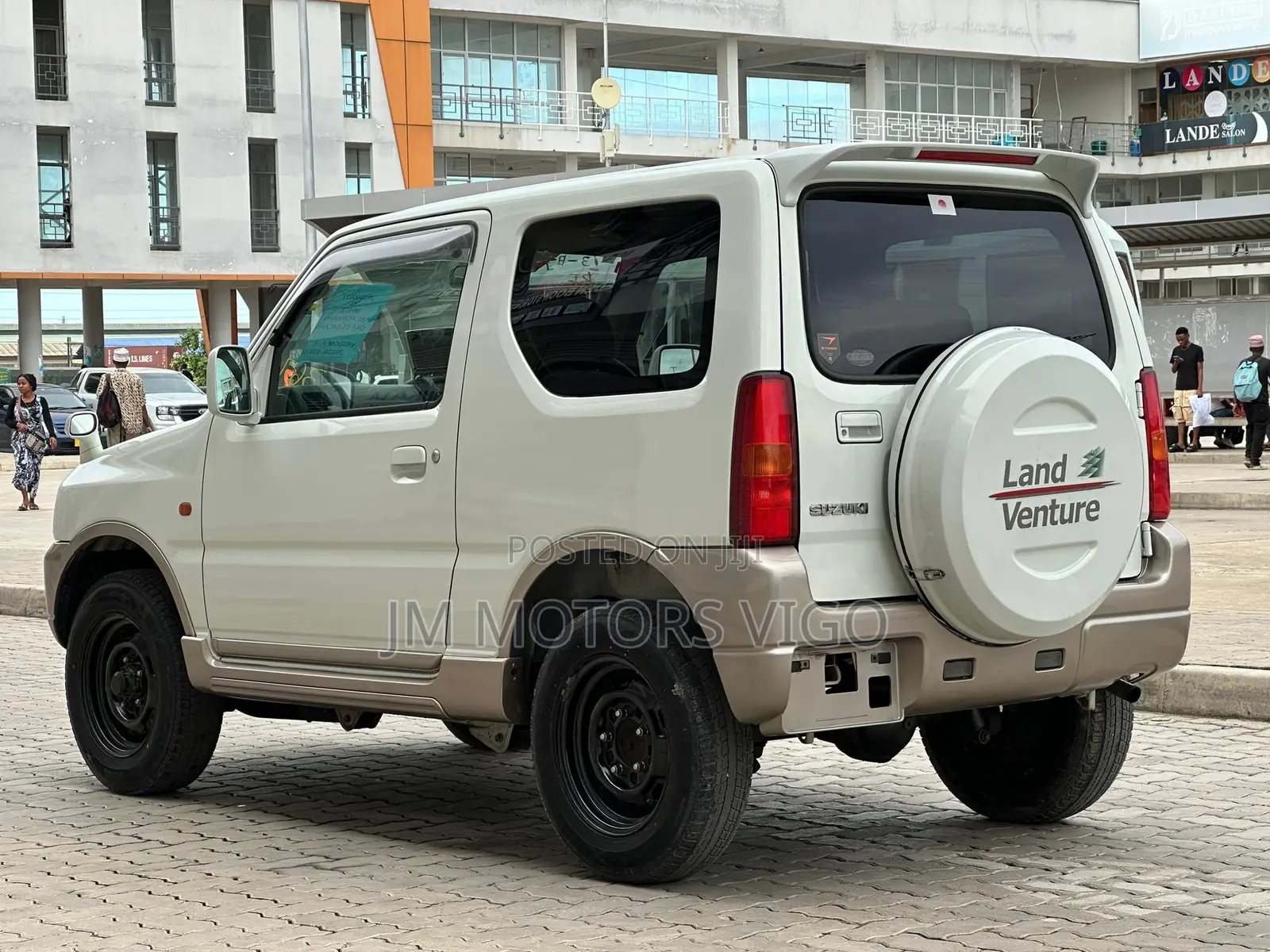 Suzuki Jimny 2001 White