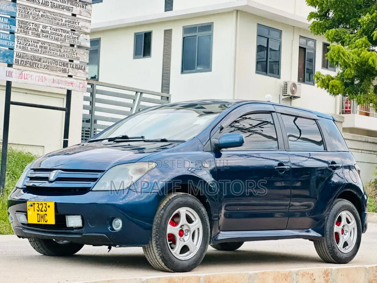 Toyota IST 2004 Blue