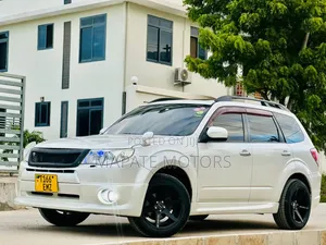 Subaru Forester 2.5XT Limited 2010 White