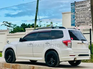 Subaru Forester 2.5XT Limited 2010 White