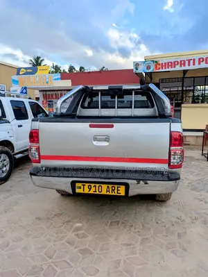 Toyota Hilux 2009 Gold