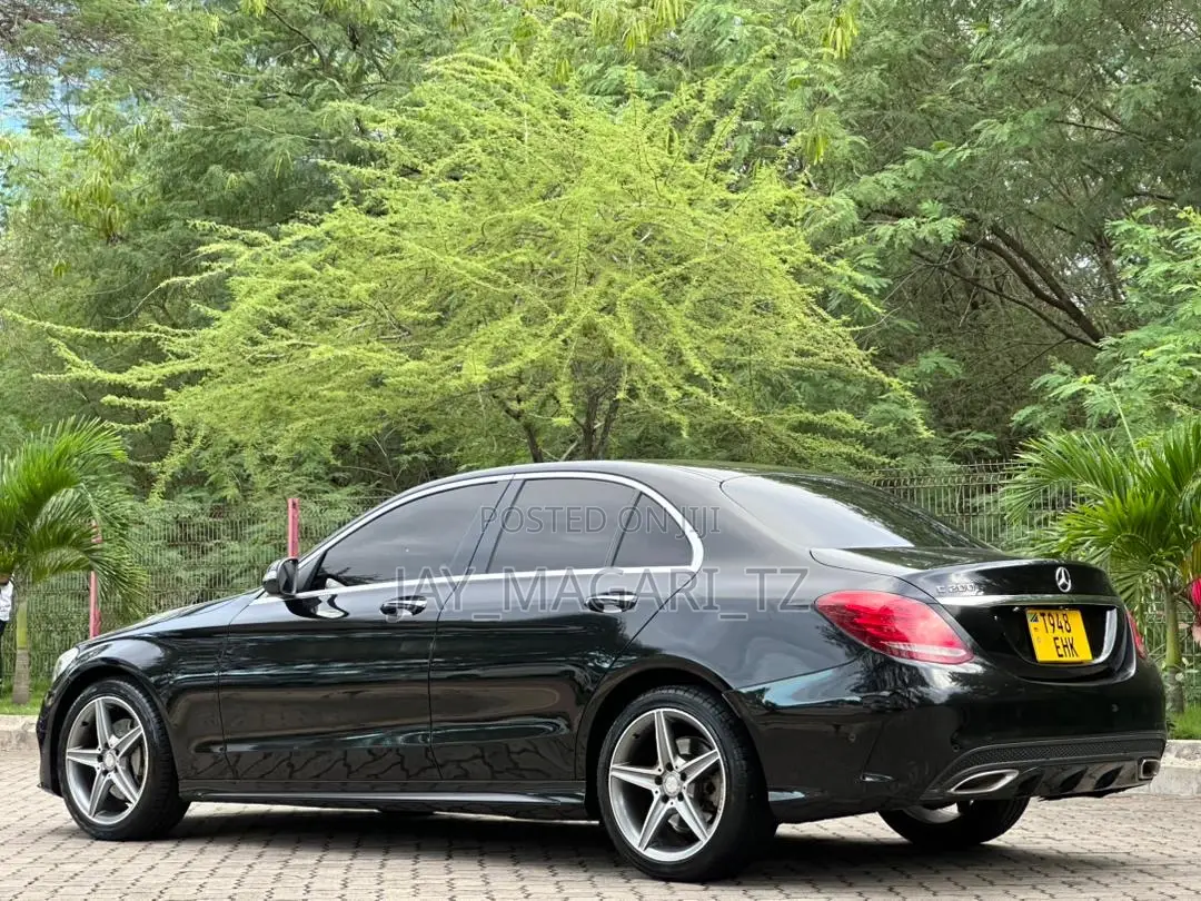 Mercedes-Benz C-Class 2015 Black