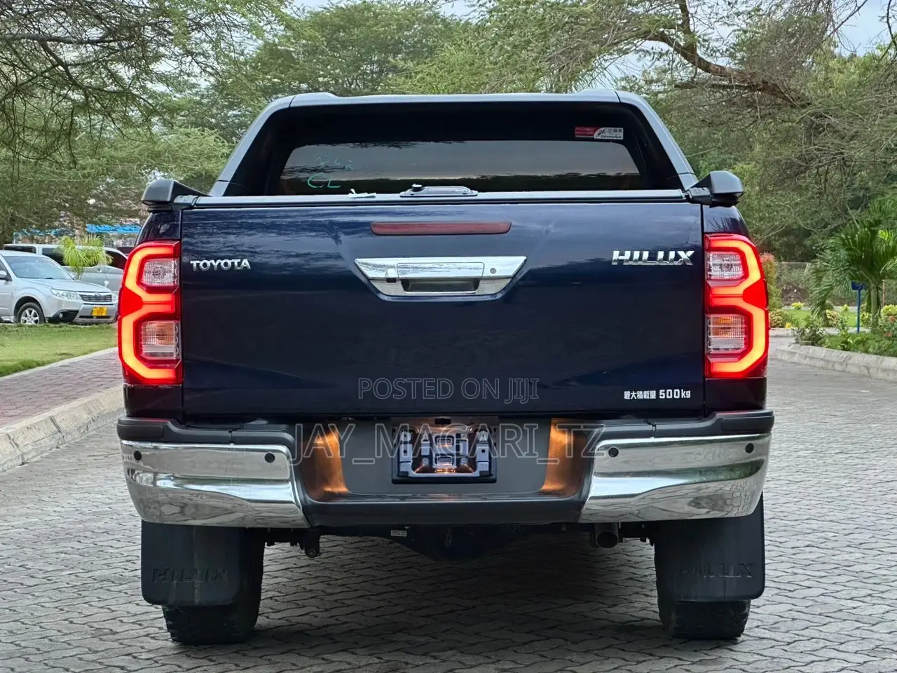 Toyota Hilux 2021 Blue