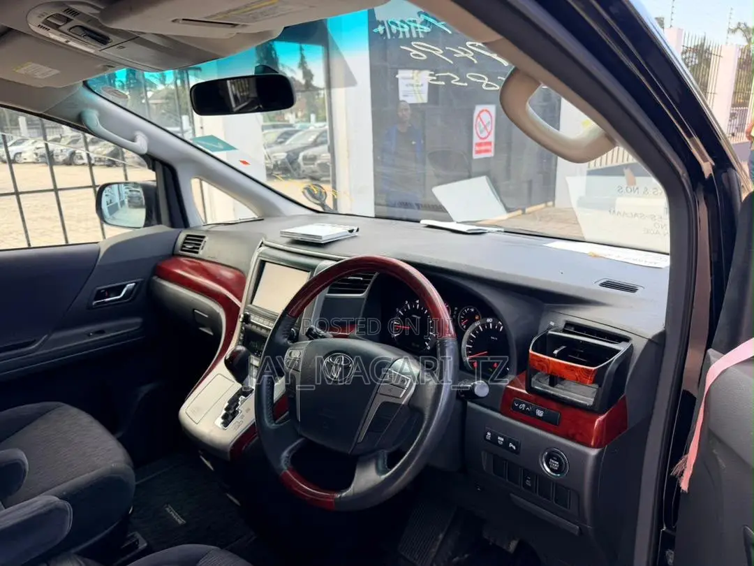 Toyota Alphard 2009 Black