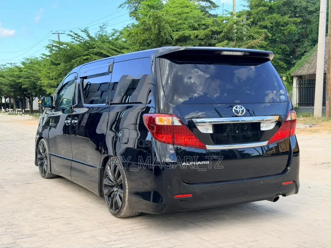 Toyota Alphard 2009 Black