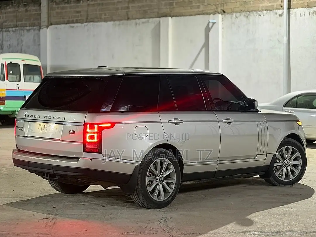 Land Rover Range Rover Vogue 2015 Beige