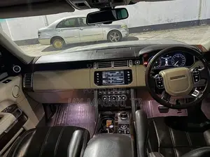 Land Rover Range Rover Vogue 2015 Beige