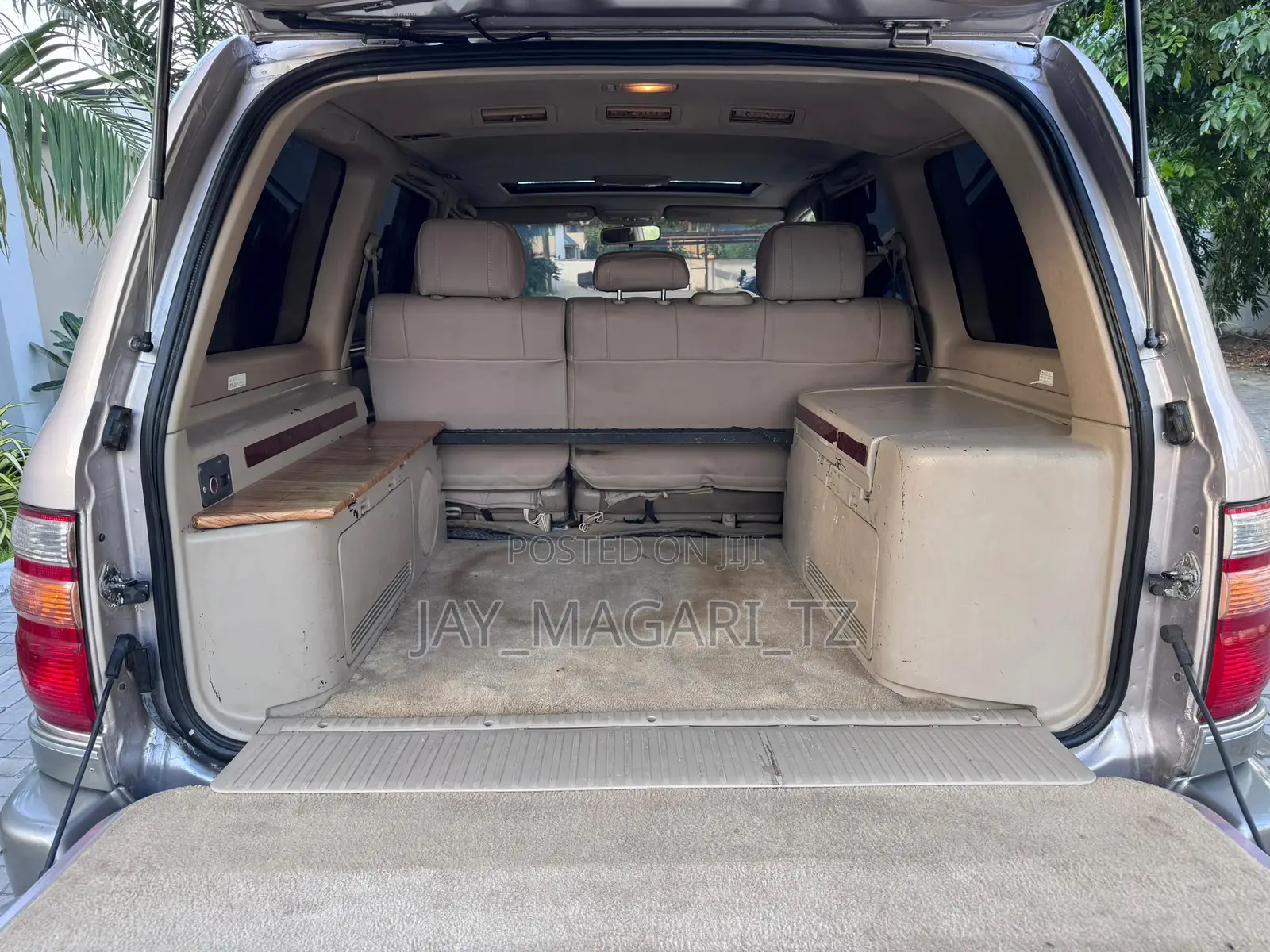 Toyota Land Cruiser 2001 Silver