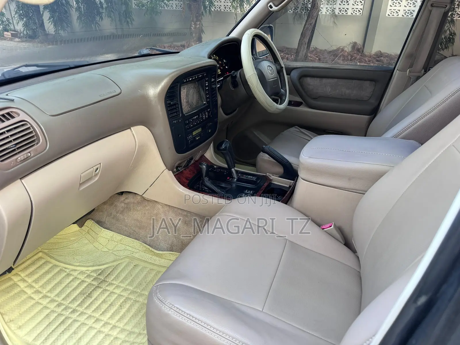 Toyota Land Cruiser 2001 Silver