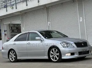 Toyota Crown 2006 Silver