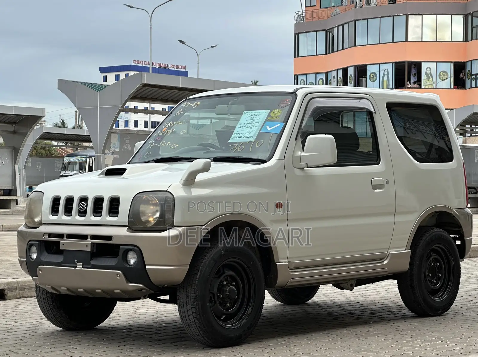 Suzuki Jimny 2001 White