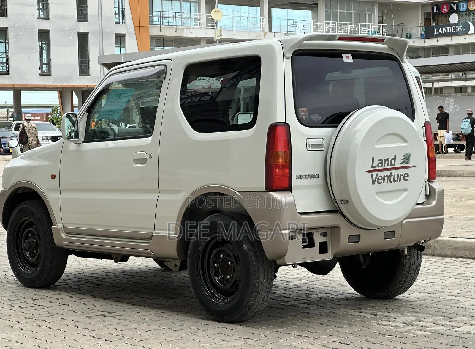 Suzuki Jimny 2001 White