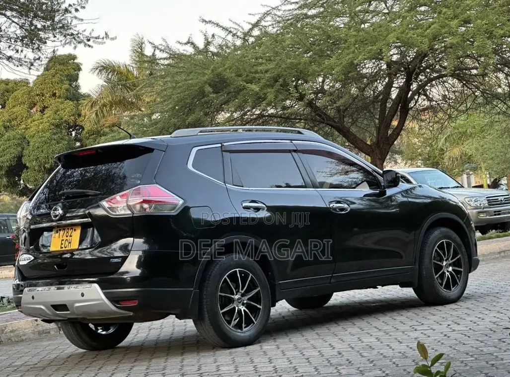 Nissan X-Trail 2013 Black