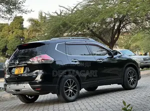 Nissan X-Trail 2013 Black