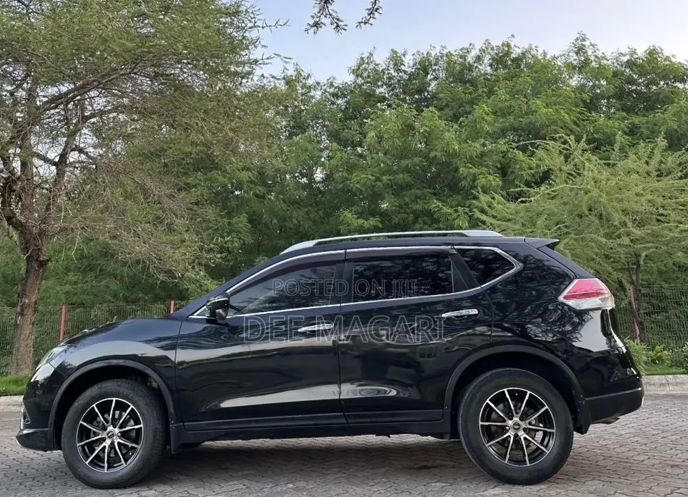 Nissan X-Trail 2013 Black