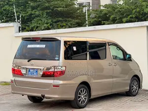 Toyota Alphard 2006 Gold