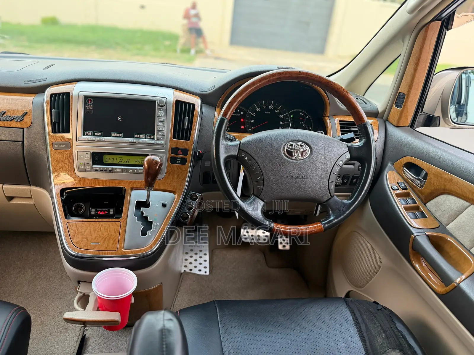 Toyota Alphard 2006 Gold