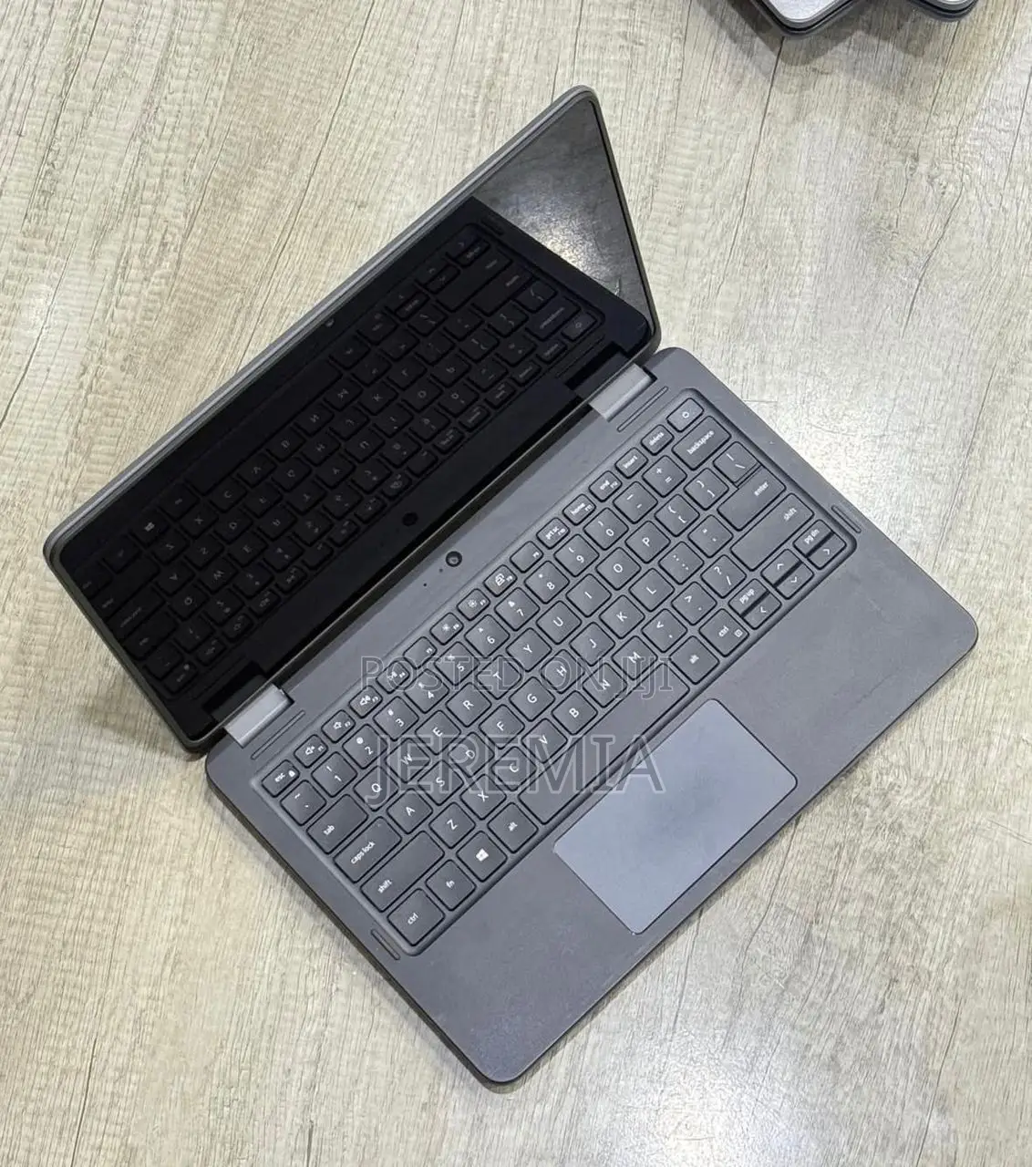 New Laptop Dell Latitude 3120 4GB Intel Core i5 SSD 256GB