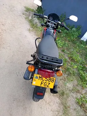 Bajaj Boxer X125 2025 Black