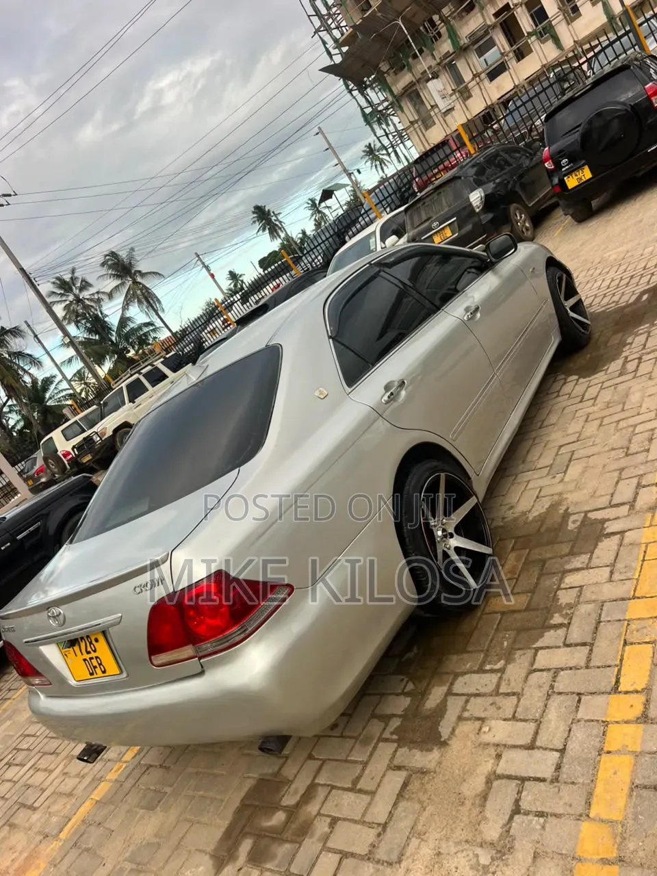 Toyota Crown Royale 2005 Silver