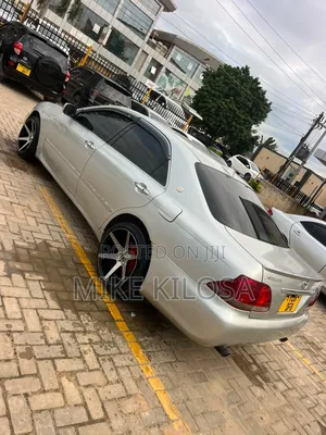 Toyota Crown Royale 2005 Silver