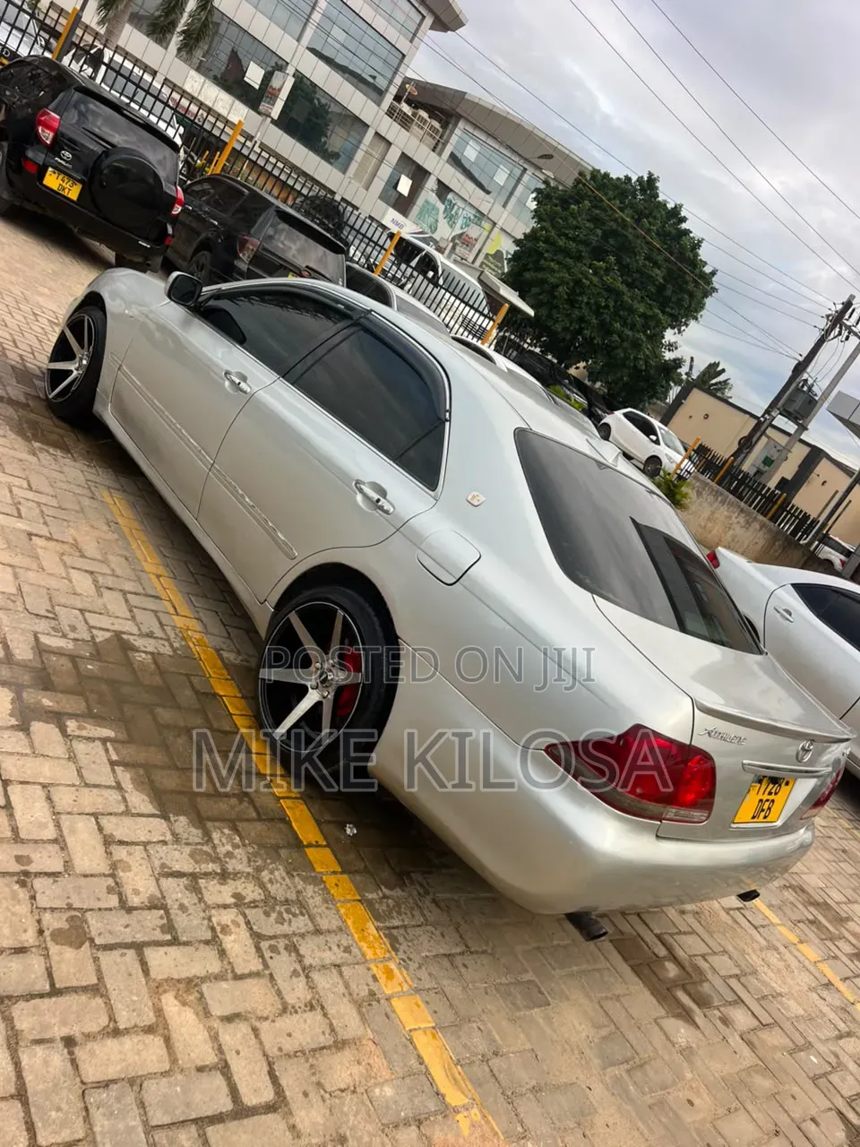 Toyota Crown Royale 2005 Silver