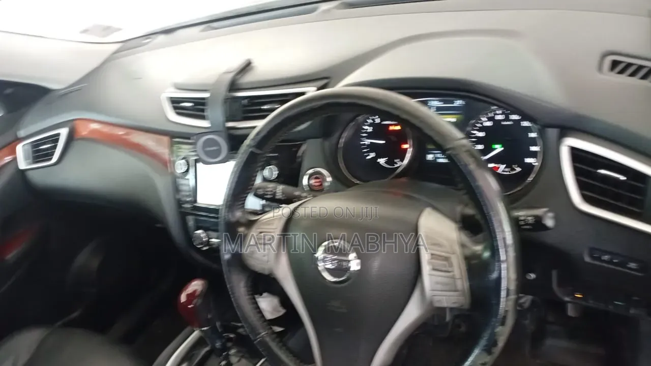 Nissan X-Trail 2.5 Petrol AWD 2015 Gray